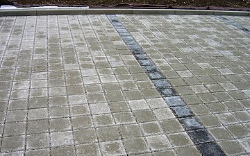 Gewerbe Betonpflaster wasserdurchlässig Sickerpflaster Splittfugenpflaster Stellplatz